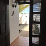 Villa Lovely Nico Playa Blanca, Hot Tub, Communal Pool Playa Blanca (Lanzarote)