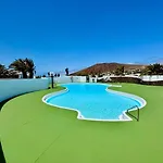 Lovely Nico Playa Blanca, Hot Tub, Communal Pool Villa Playa Blanca (Lanzarote)