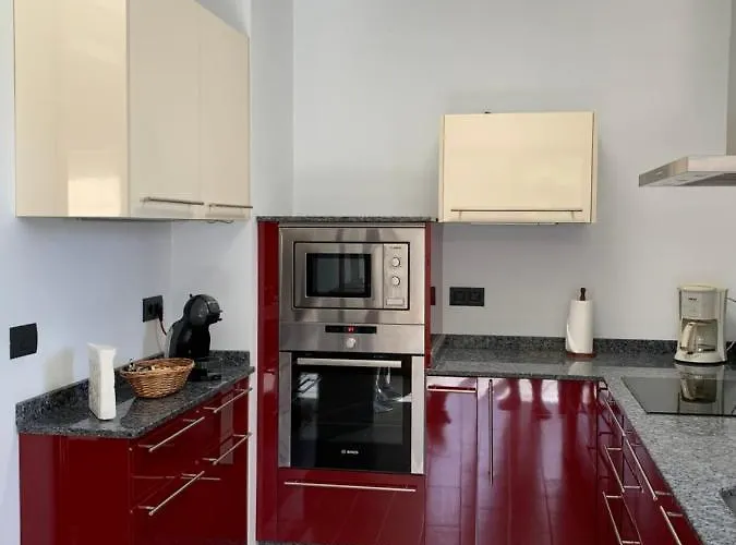 Lovely Nico Playa Blanca, Hot Tub, Communal Pool فيلة