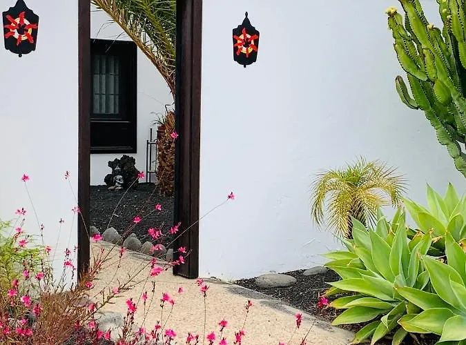 فيلة Lovely Nico Playa Blanca, Hot Tub, Communal Pool